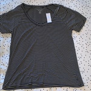 SOLD ❌ American Eagle Shirt